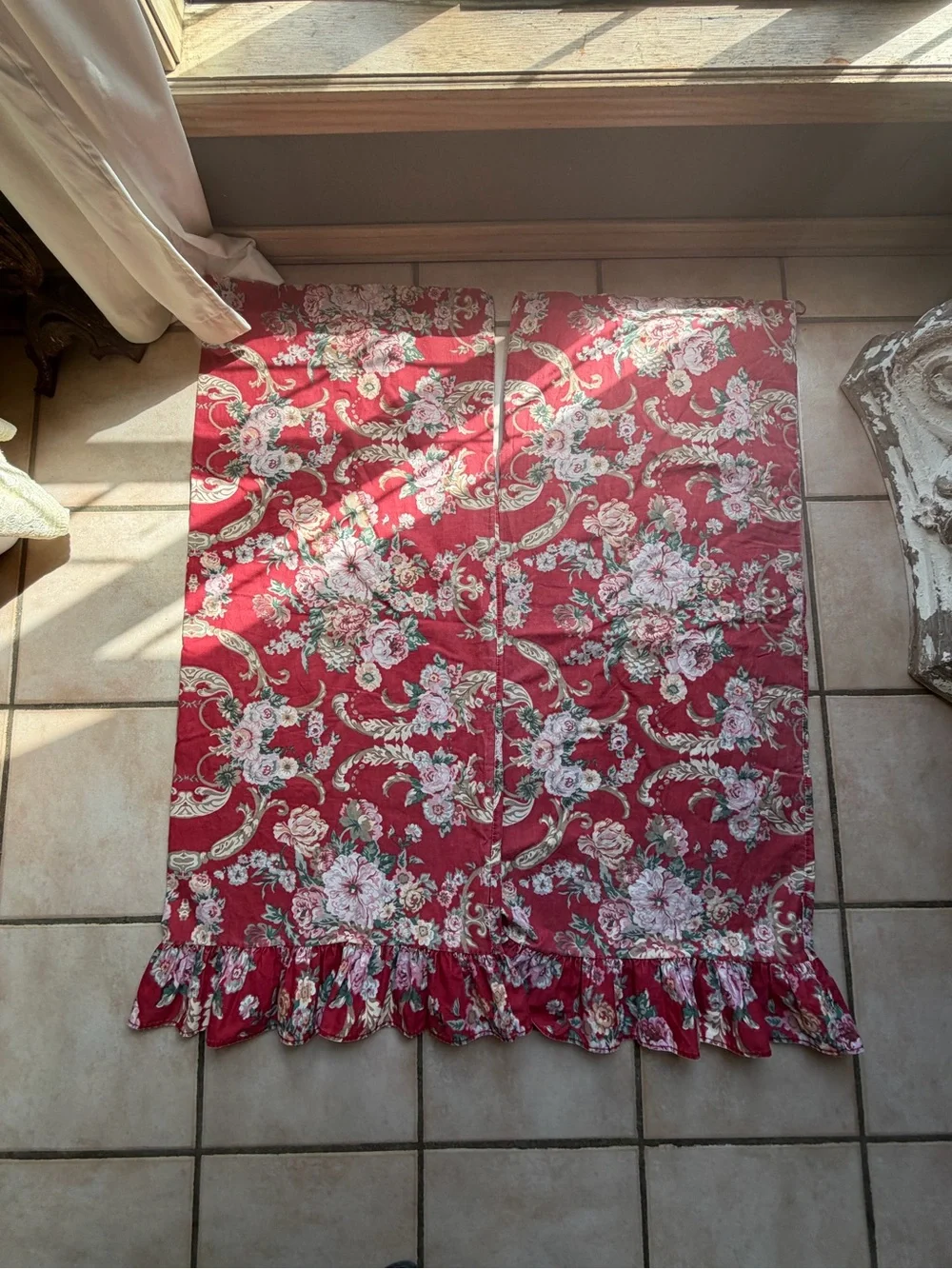 Vintage Ralph Lauren King Pillowcases Pair Red Floral Ruffle Made in USA